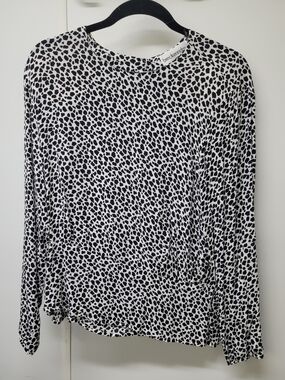breckenridge Black & White Spot Print Long Sleeve Top